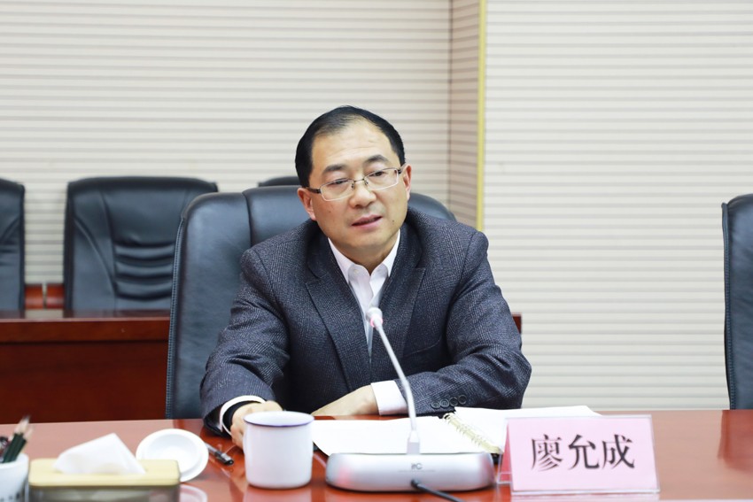 2023.3.21尹雪斌董事長受聘擔任山西農(nóng)業(yè)大學(xué)功能農(nóng)業(yè)研究院特聘院長（3）.jpg